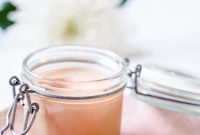 Tangy Rhubarb Curd