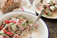 Refreshing Tomato Cucumber Crunch
