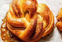 Fluffy Homemade Cinnamon Buns