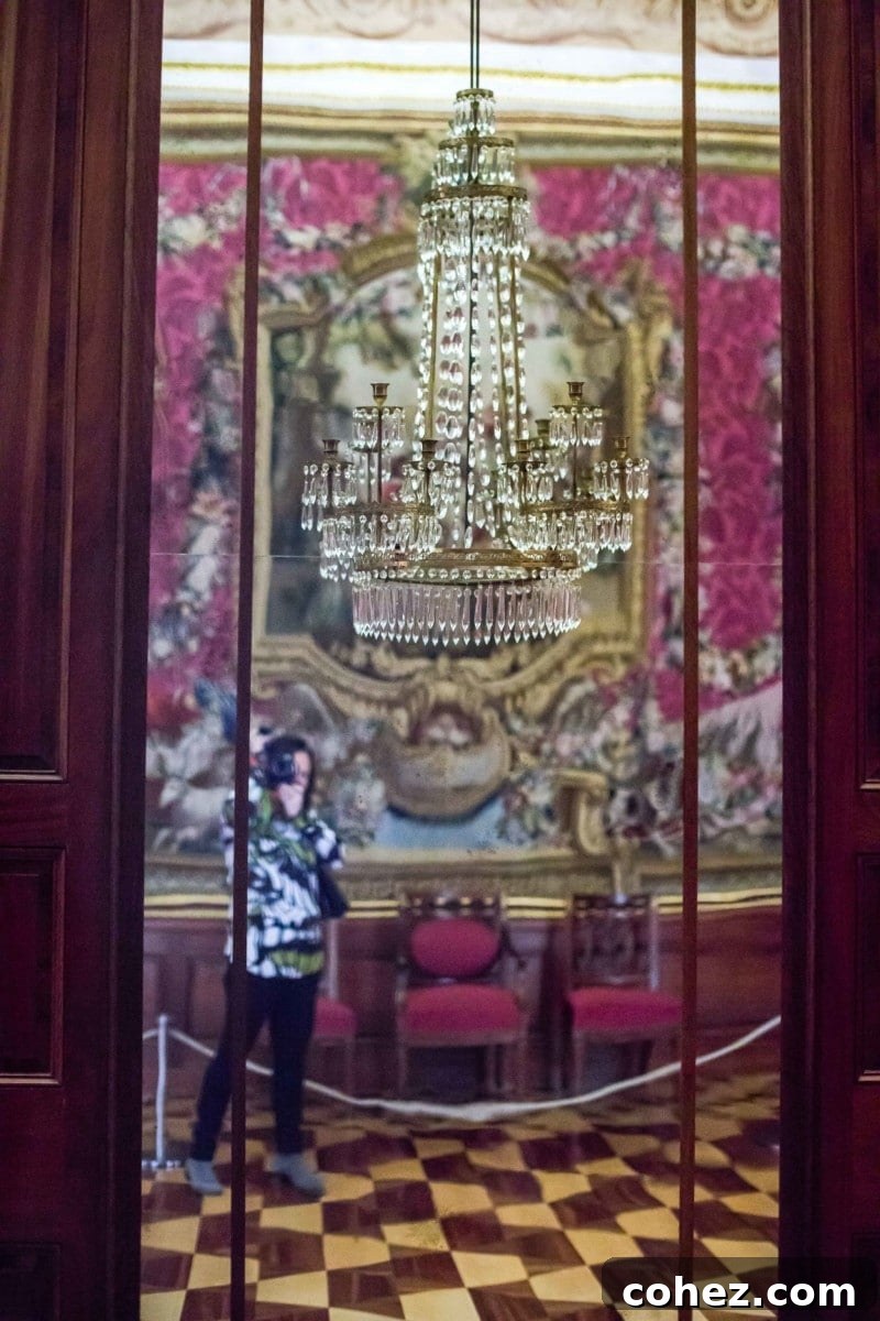 Old Berlin's Opulent Radiance 14 Glitz and glamour of old Berlin.