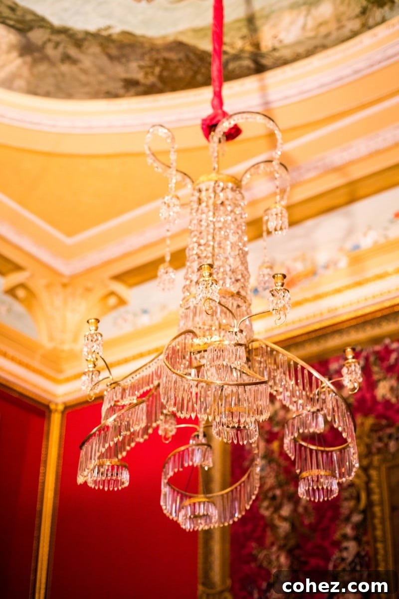 Old Berlin's Opulent Radiance 15 Glitz and glamour of old Berlin.