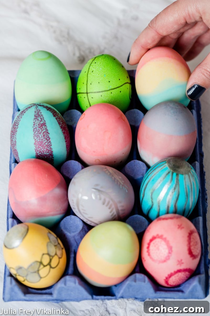 Easter Joys Unfold 3 Easter eggs