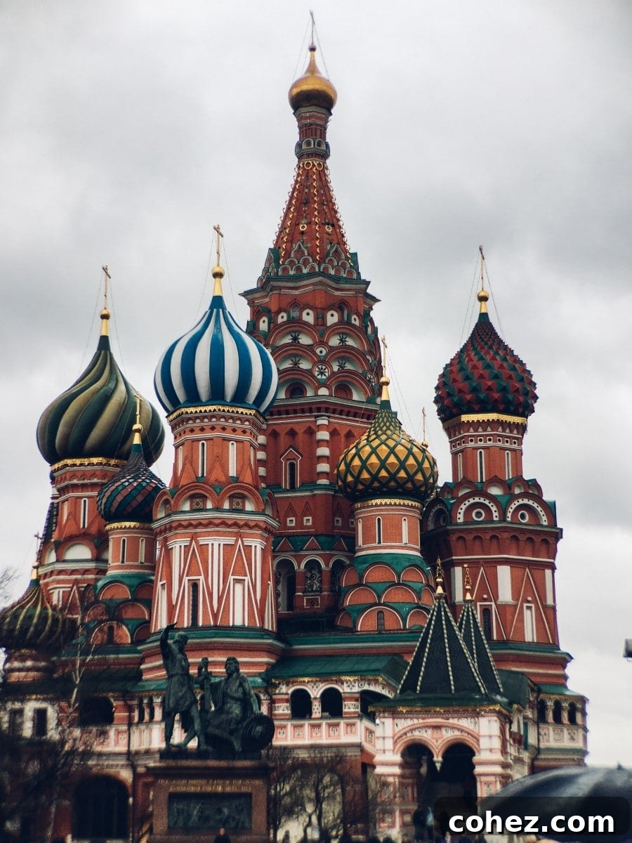 Unlocking Moscow: Essential Sights and Experiences 6 A Visitors Guide to Moscow