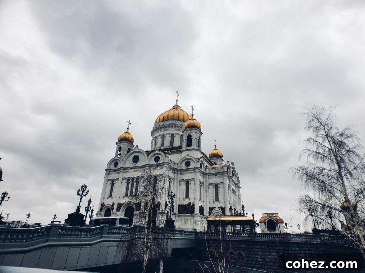 Unlocking Moscow: Essential Sights and Experiences 10 A Visitors Guide to Moscow