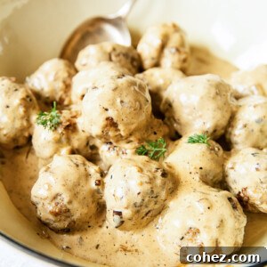 Meatballs in cream sauce